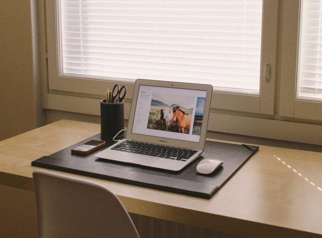 night shift at fazclaire's nightclub game jolt